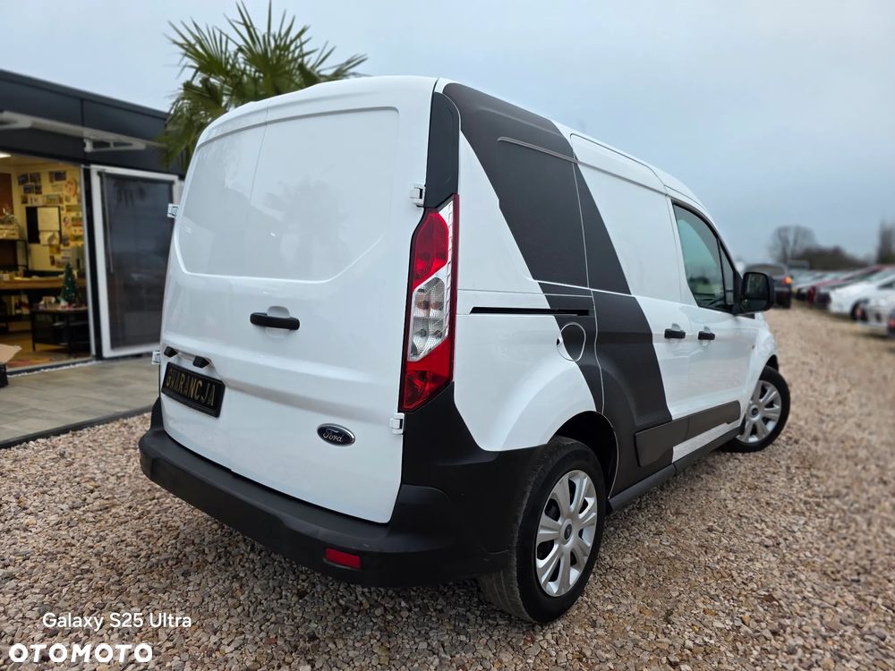 Ford Transit Connect - 9
