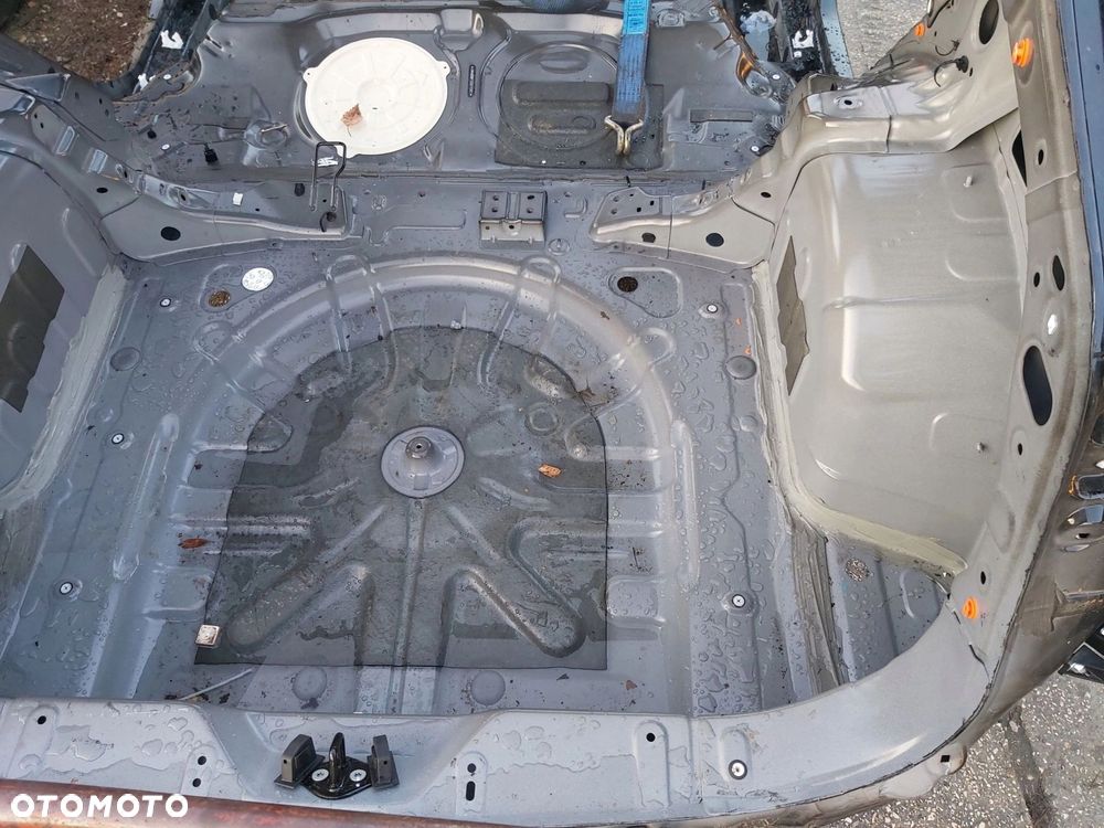 OMODA 5 E5 C5 pas tylny podłoga wanna tył - 2