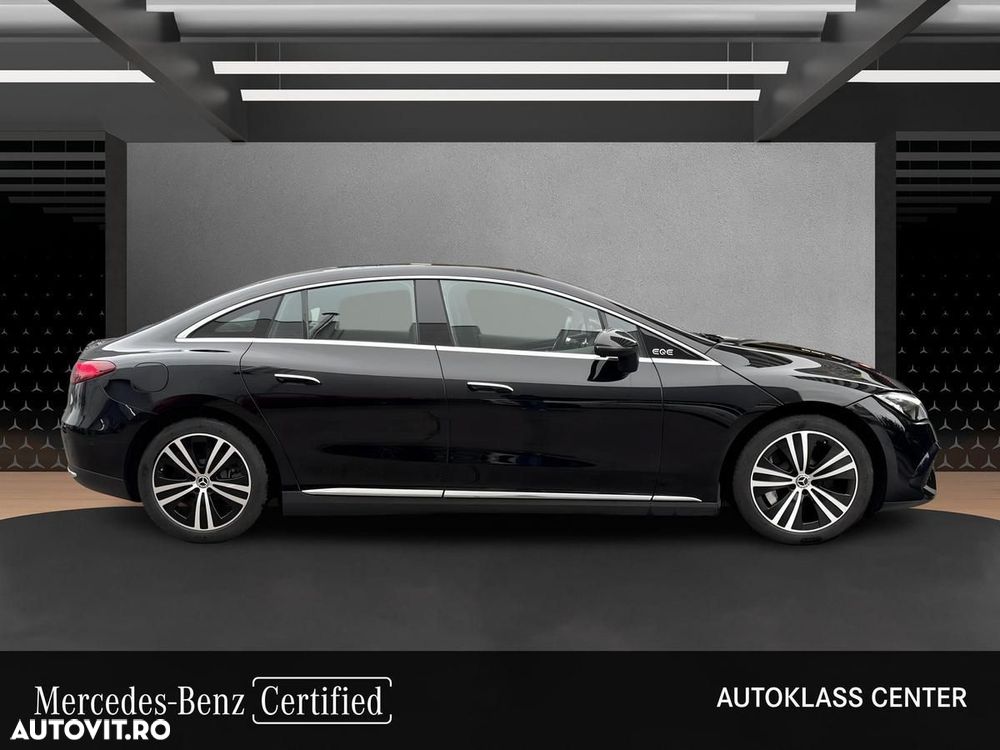 Mercedes-Benz EQE - 7