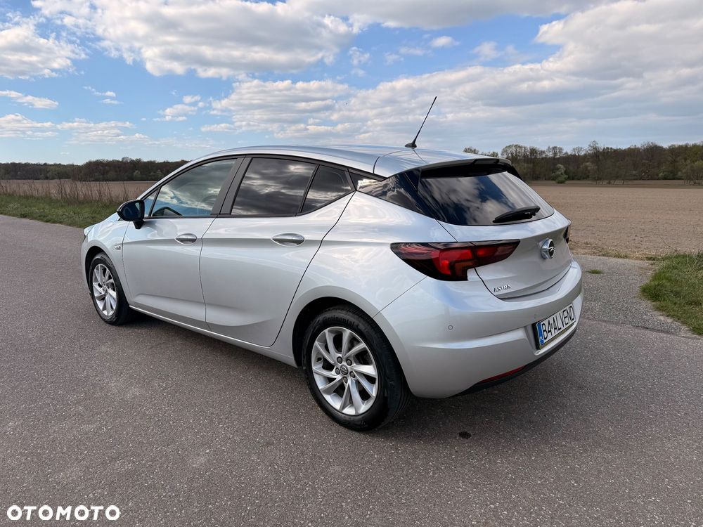 Opel Astra 1.2 T Edition S&S - 10