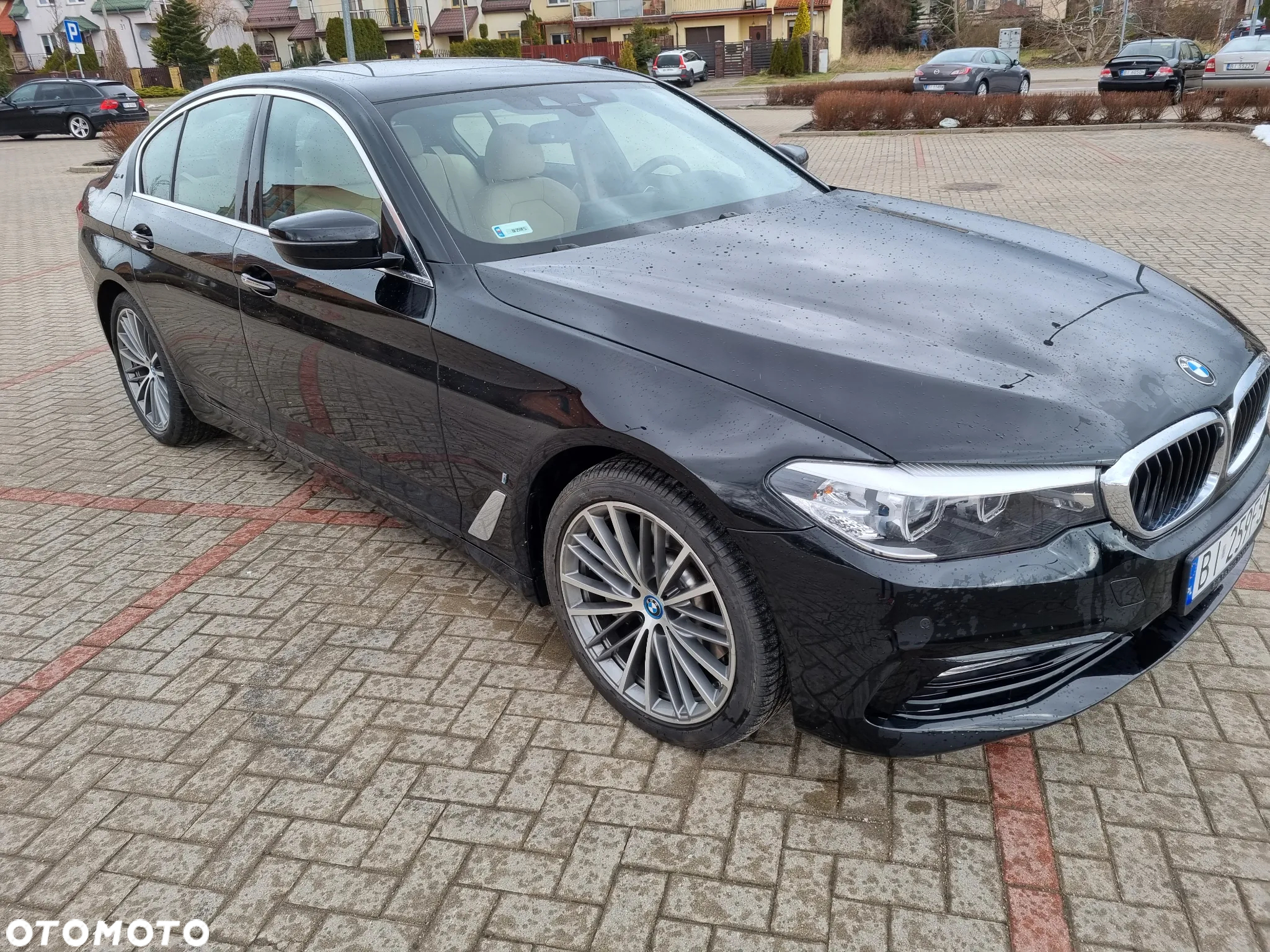 BMW Seria 5 530e - 11