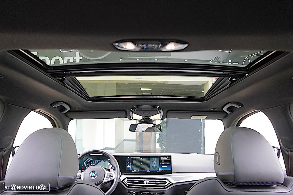 BMW 330 e Pack Desportivo M Auto - 18