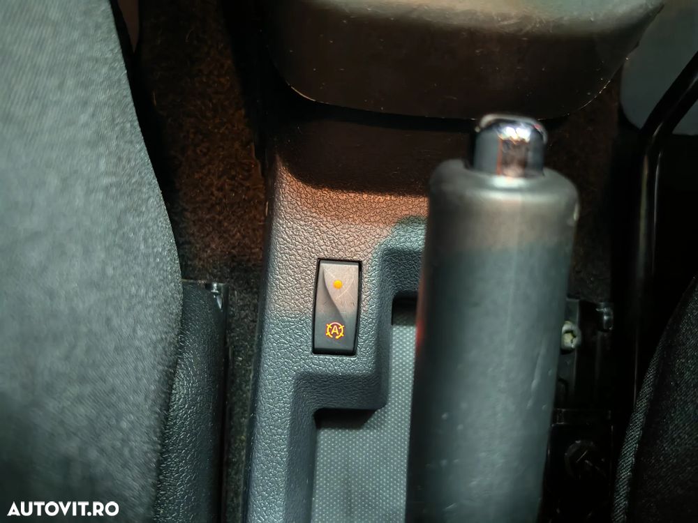 Dacia Lodgy 1.5 dCi Stepway - 26