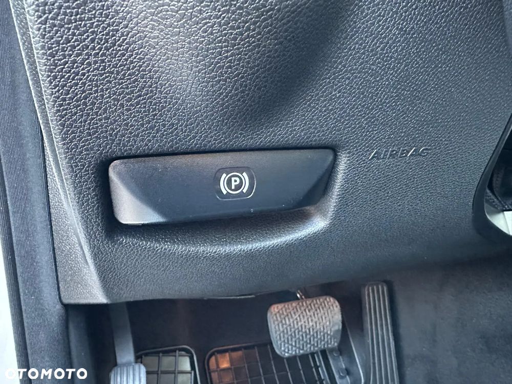 Mercedes-Benz Klasa C - 8