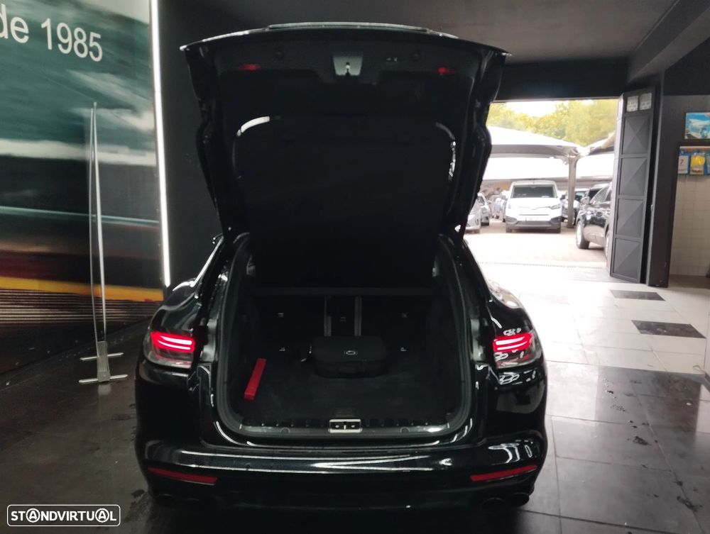 Porsche Panamera Sport Turismo 4 E-Hybrid Platinum Edition - 17