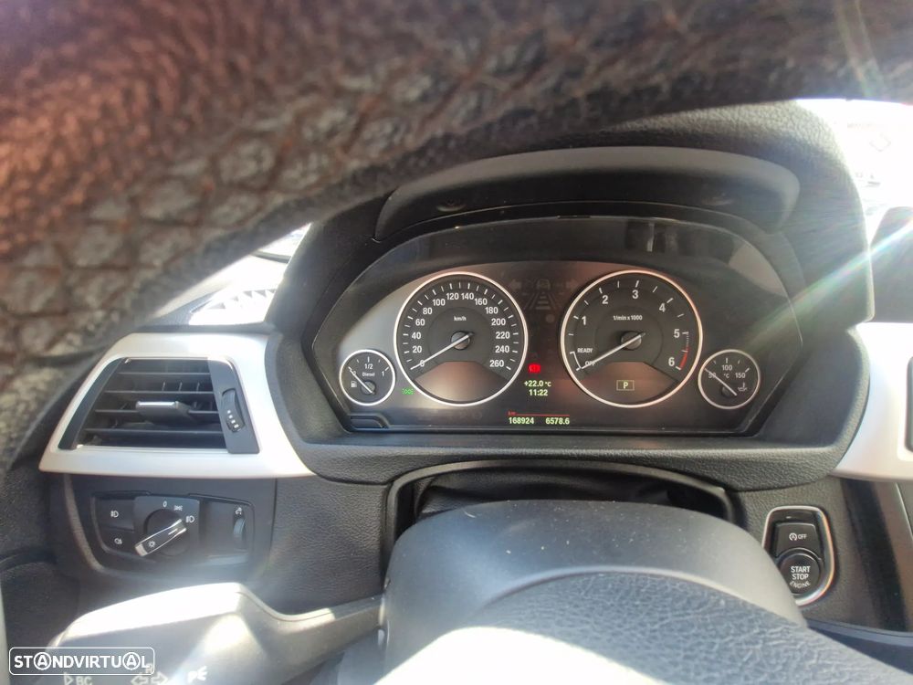 BMW 320 d Touring Auto Pack M - 12