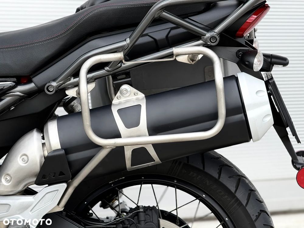 Moto Guzzi V85 - 18