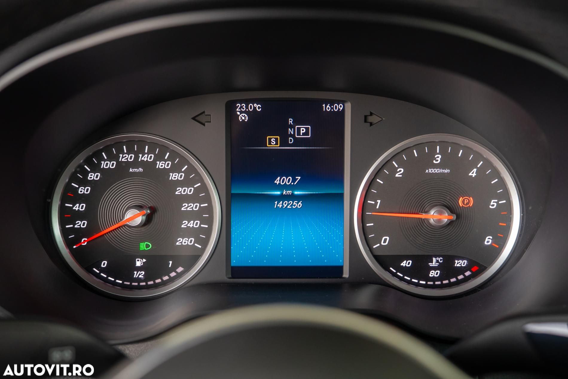 Mercedes-Benz GLC Coupe 220 d 4Matic 9G-TRONIC - 14