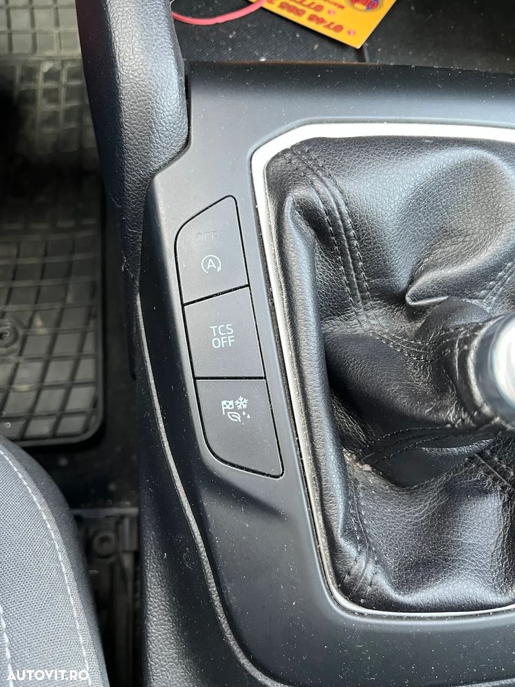 Ford Focus 1.5 EcoBlue Start-Stopp-System COOL&CONNECT - 24