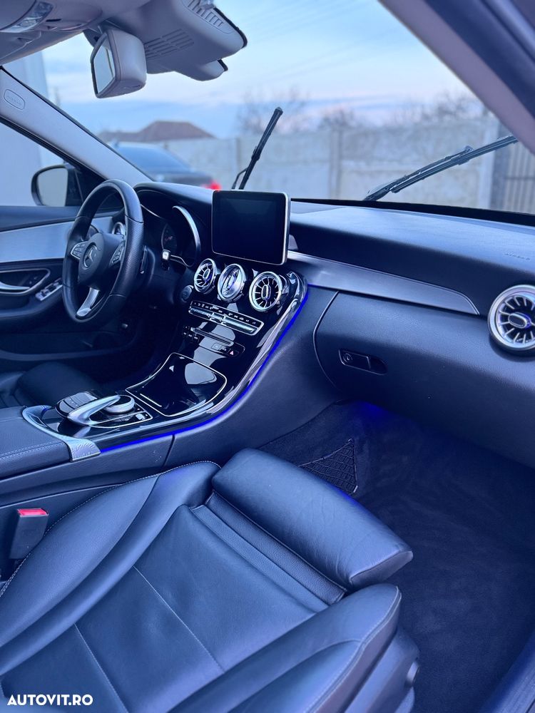 Mercedes-Benz C 220 d 4MATIC Aut. - 11