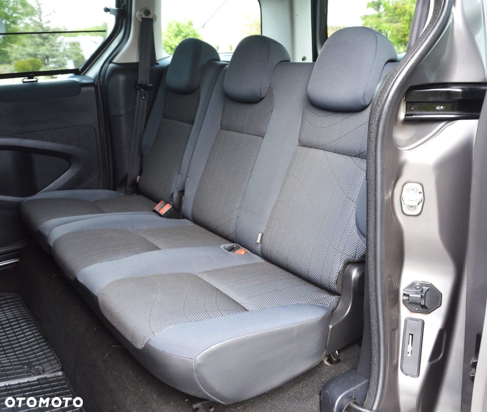Peugeot Partner 1.6 HDi Active - 37