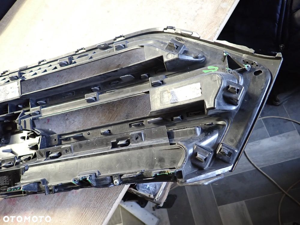 FORD EDGE II GRILL ATRAPA FT4B-8200-AKS FT4B-8200-BK5 FT4B-8200-CKS FT4B-8200-DK5 - 6