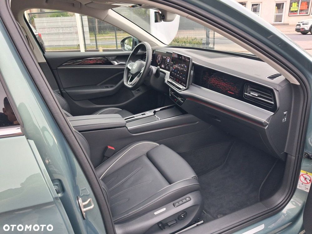 Volkswagen Passat - 10