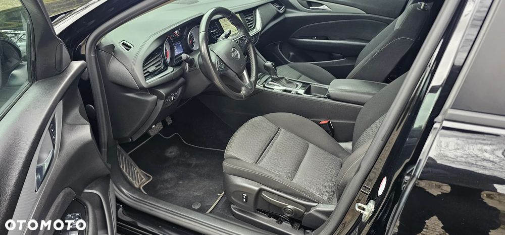 Opel Insignia - 9