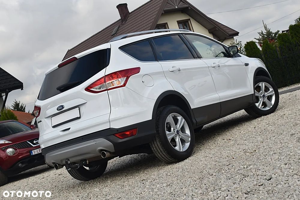 Ford Kuga 2.0 TDCi 2x4 SYNC - 38