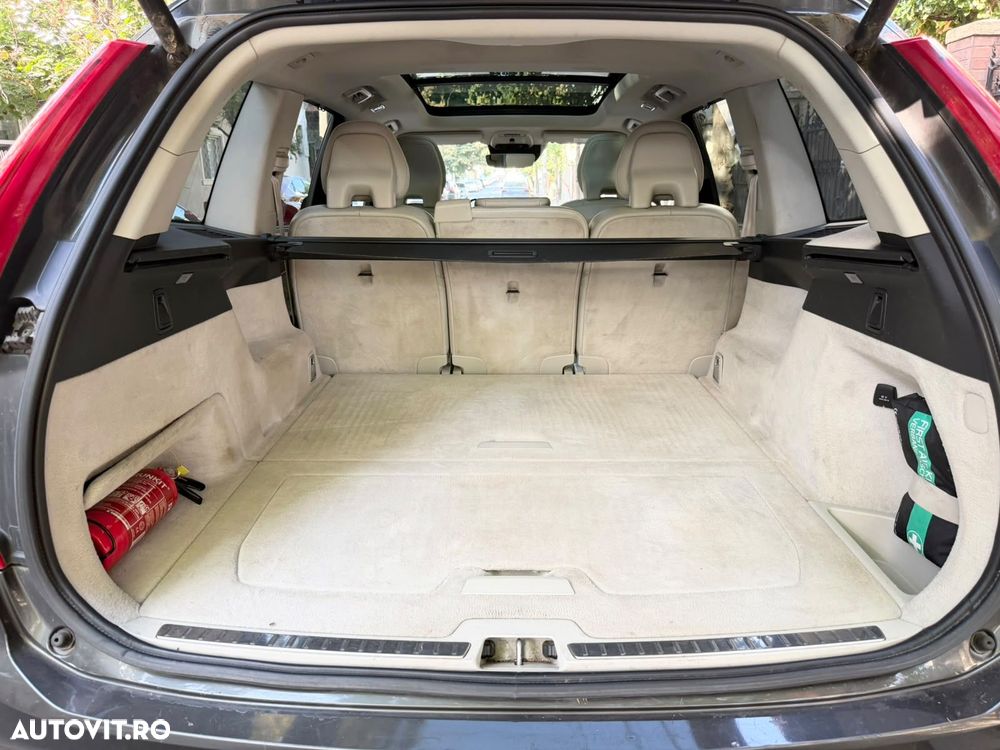 Volvo XC 90 D5 AWD Inscription - 17
