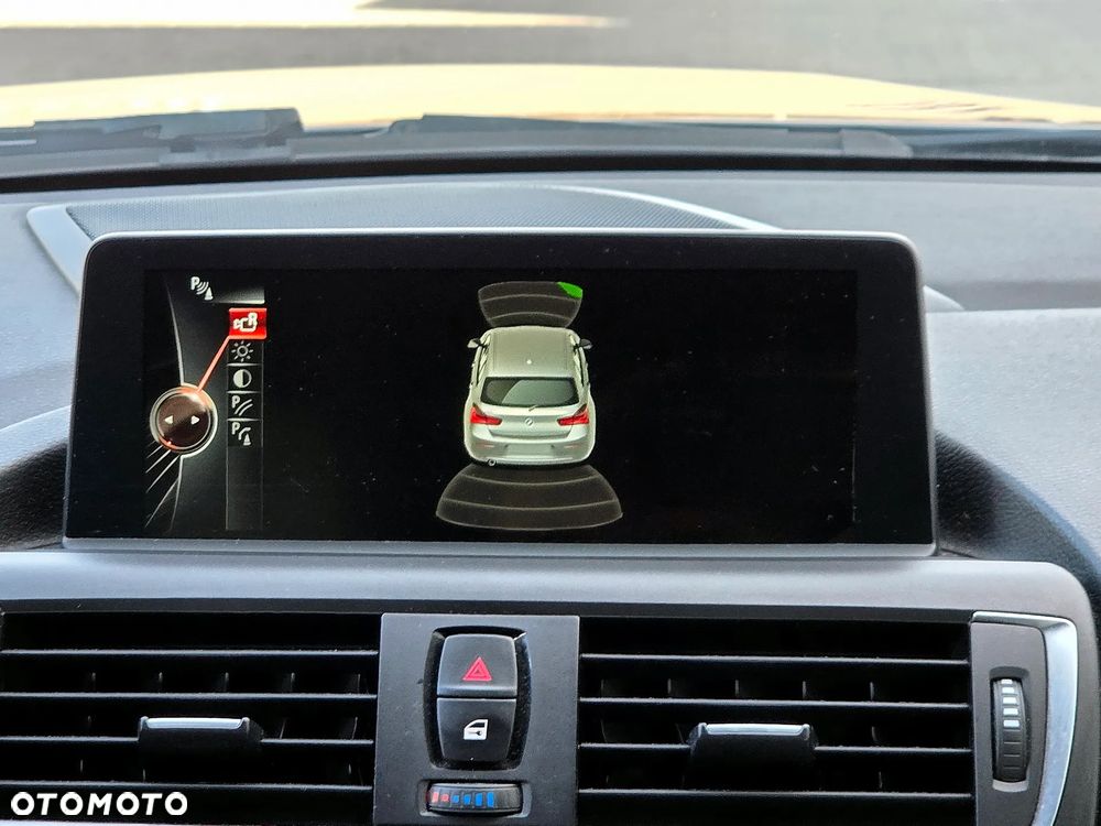 BMW Seria 1 120d M Sport sport - 31