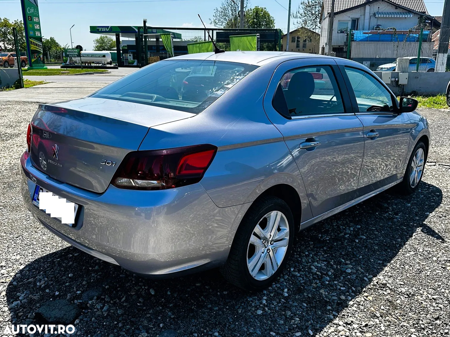 Peugeot 301 1.5 BlueHDI FAP Allure - 3