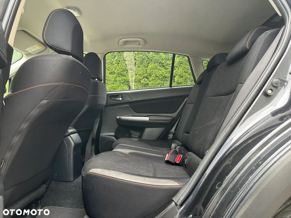 Subaru XV 2.0 i Exclusive Lineartronic - 12