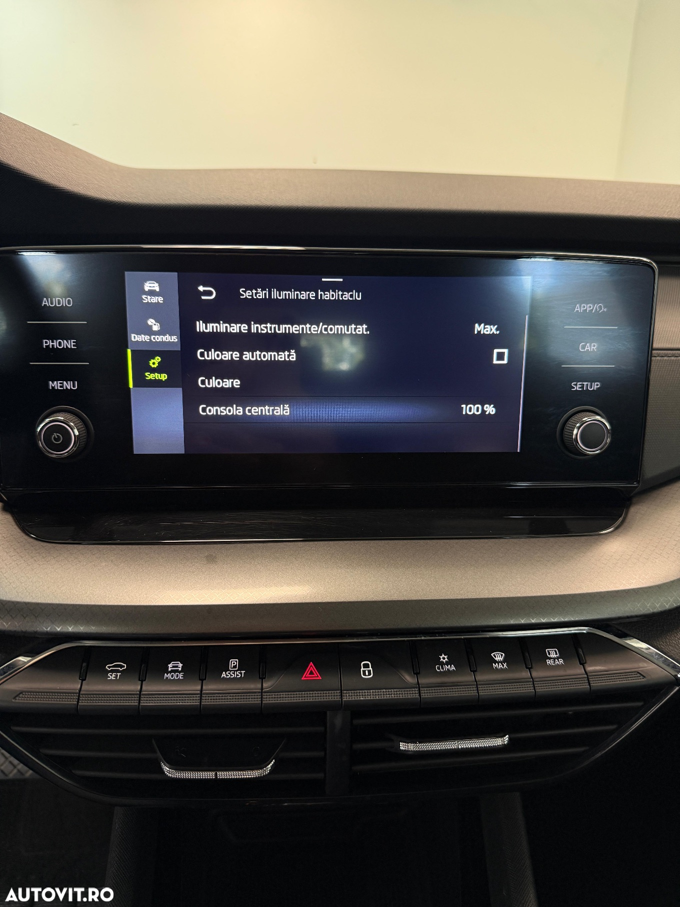 Skoda Octavia Combi Diesel 2.0 TDI DSG Ambition - 9