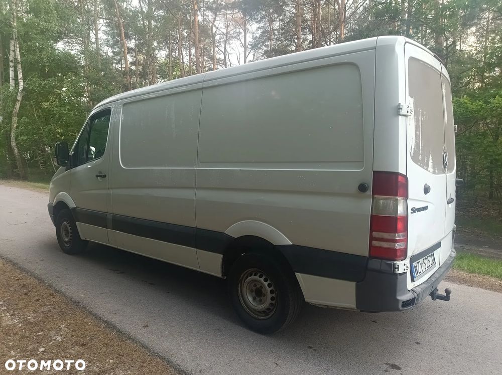 Mercedes-Benz Sprinter - 2