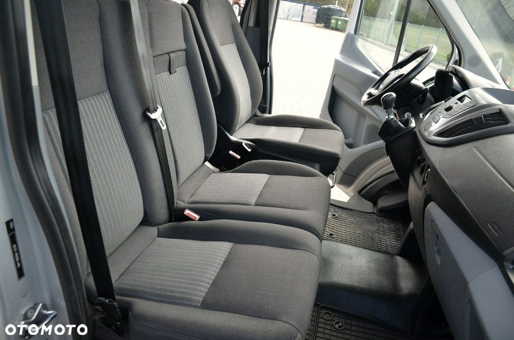 Ford Transit - 20