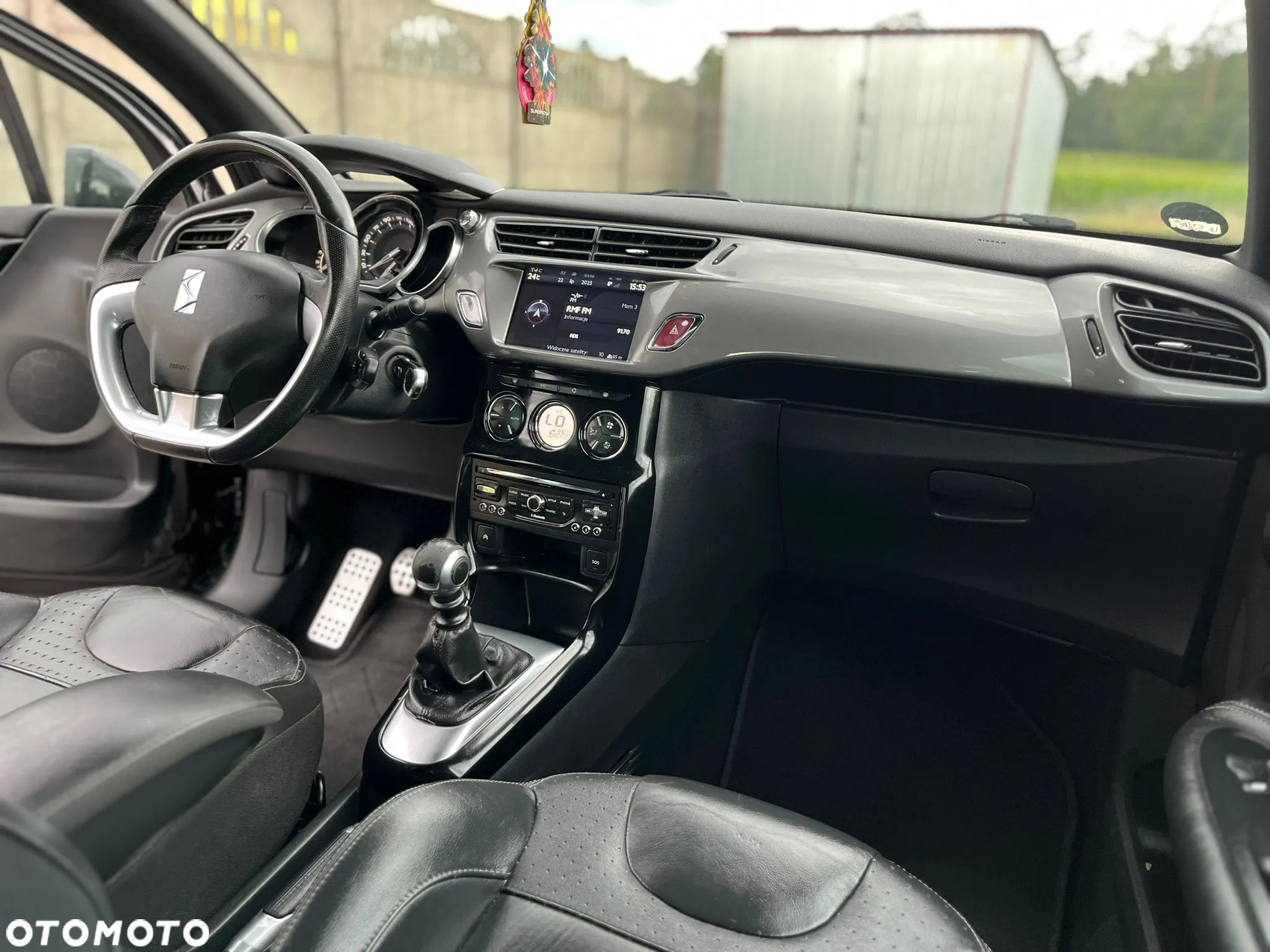 Citroën DS3 1.6 THP SportChic - 8