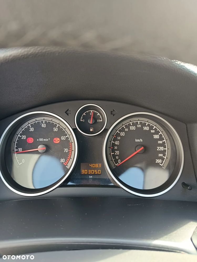 Opel Astra III 1.8 Enjoy - 6