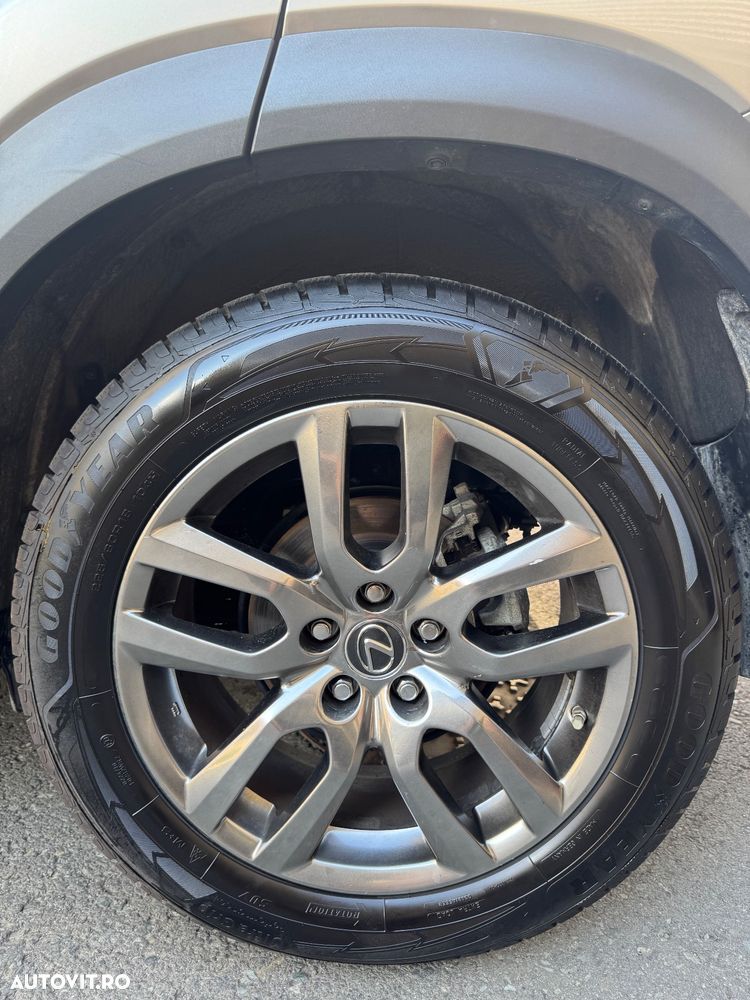 Lexus Seria NX 300h AWD Business Plus - 6