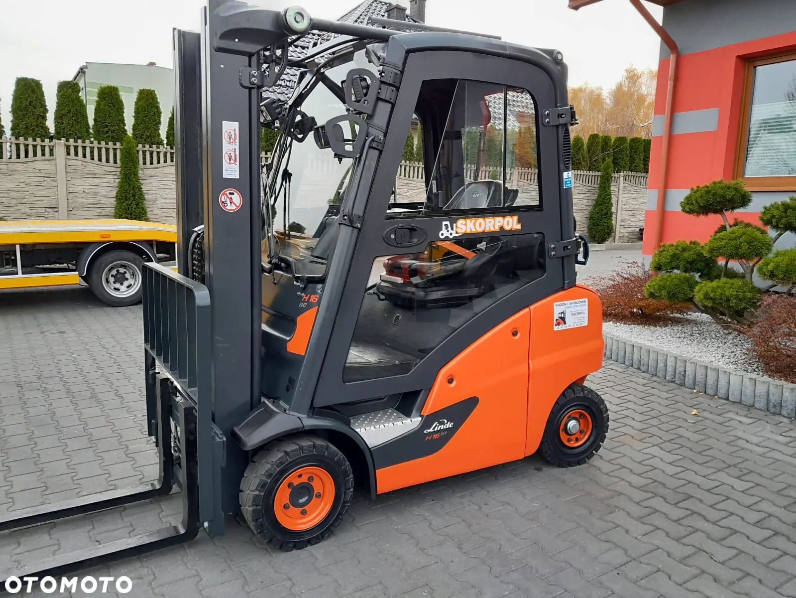 Linde H16T-01 KABINA TRIPLEX - 1