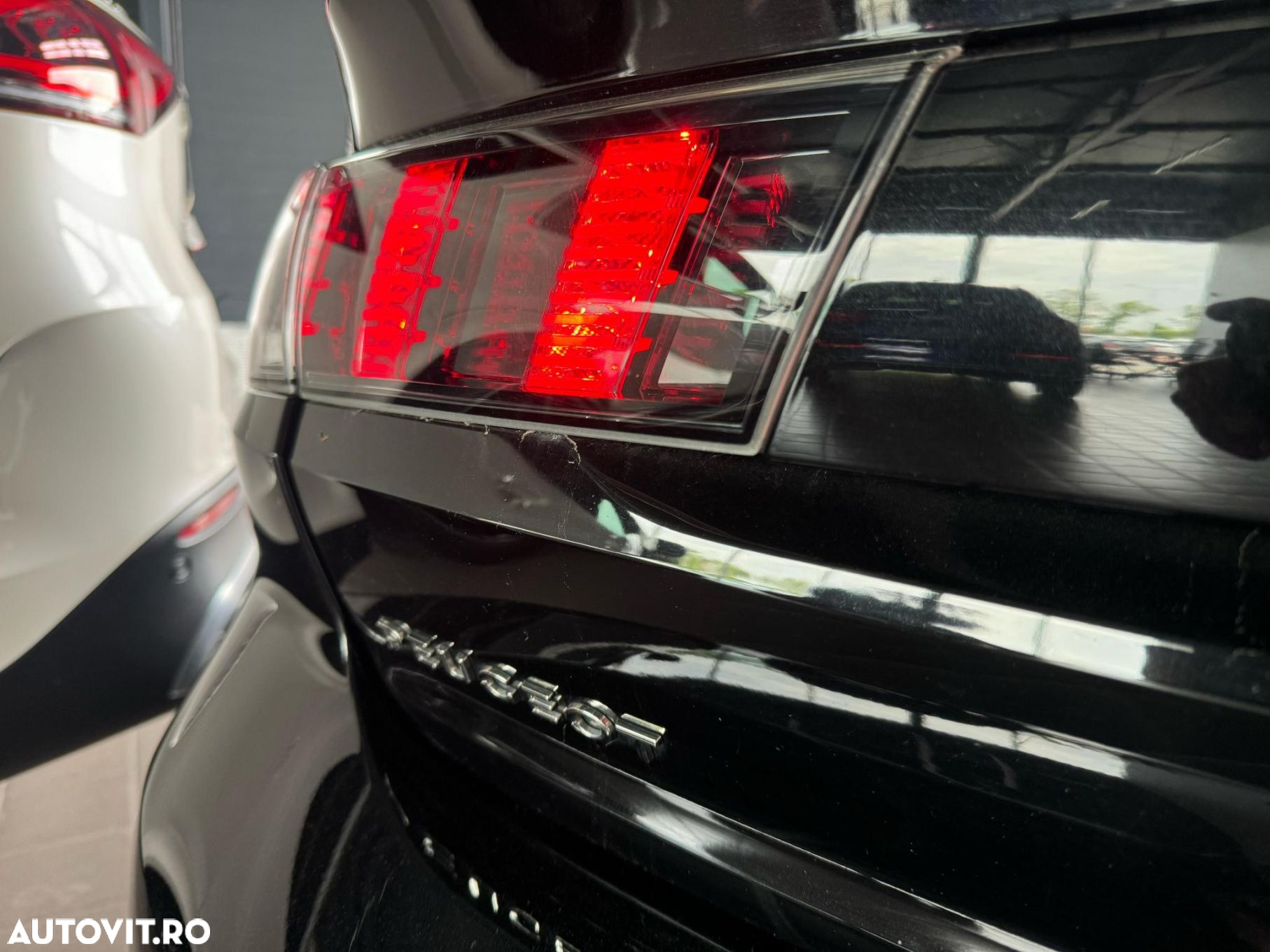 Peugeot 508 SW 1.5 BlueHDI S&S EAT8 Active Pack - 27