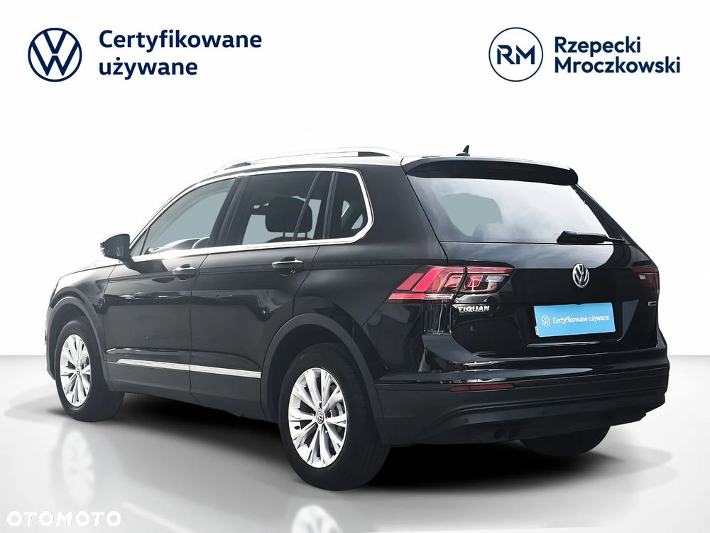 Volkswagen Tiguan - 5