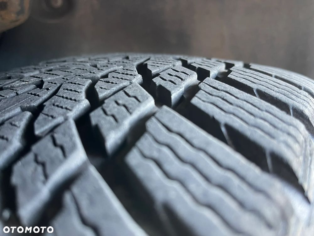 Volkswagen Passat Variant 2.0 TDI DPF BlueMot Comfortline - 27