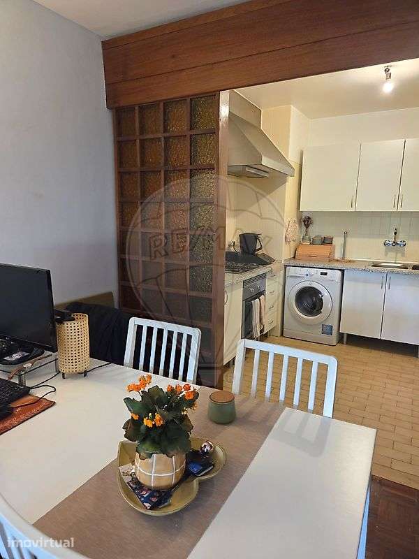 Apartamento T1 para arrendamento - Grande imagem: 2/12
