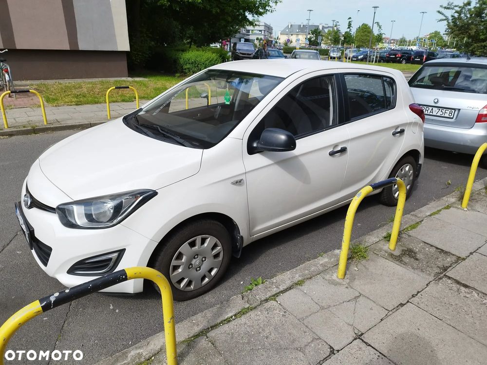 Hyundai i20 1.1 CRDi Classic + - 3