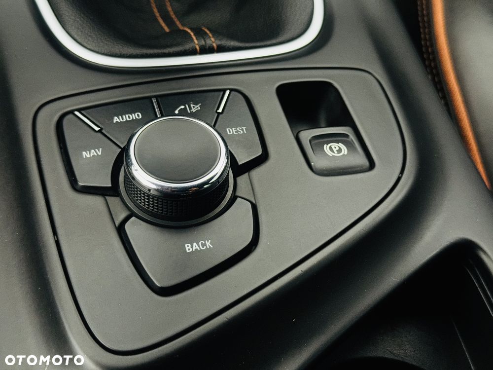 Opel Insignia 2.0 CDTI 4x4 ecoFLEX St./St Innovation - 18