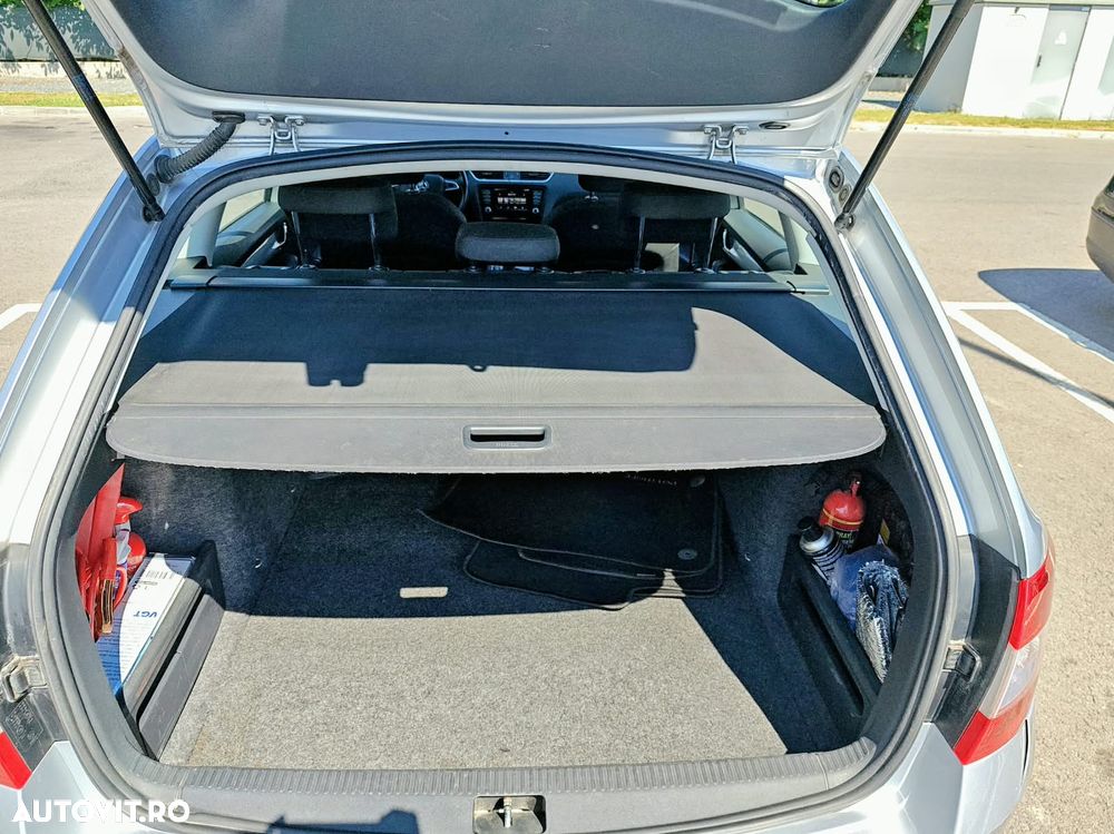 Skoda Octavia 2.0 TDI ELEGANCE DSG - 11