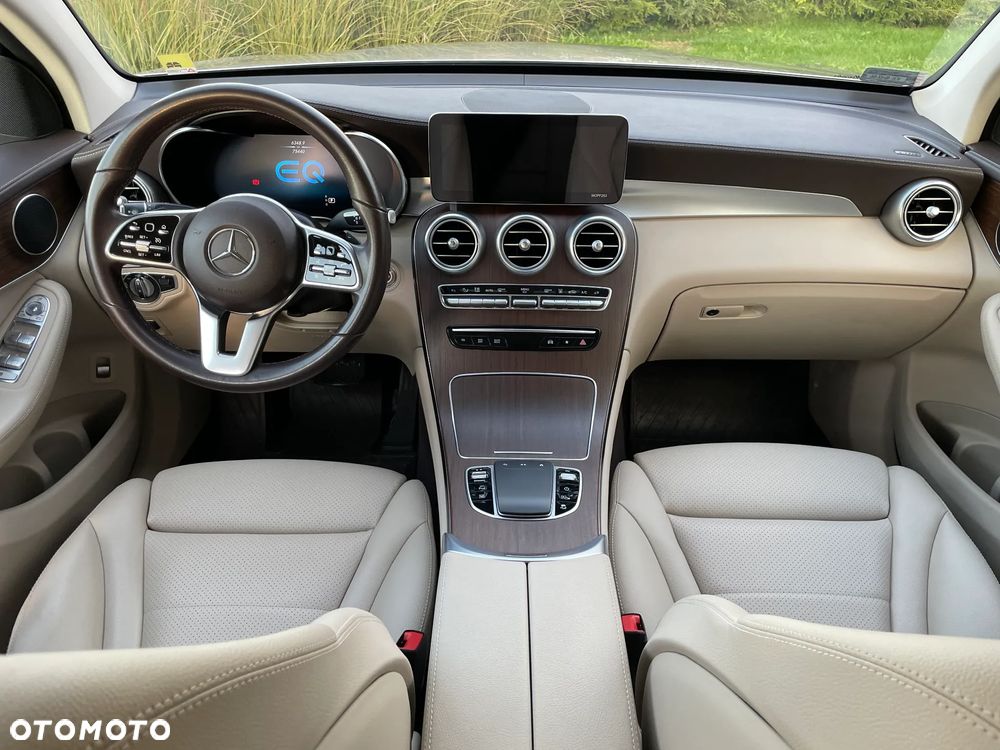 Mercedes-Benz GLC Coupe 300 de 4-Matic - 9