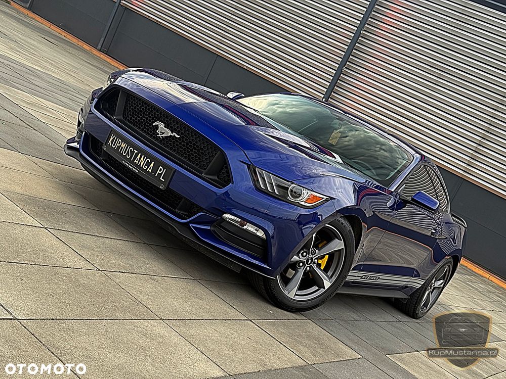 Ford Mustang - 2