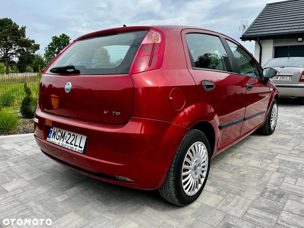 Fiat Grande Punto - 2