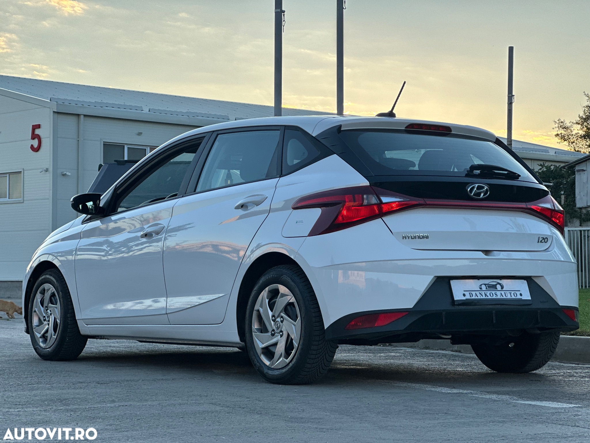 Hyundai i20 1.2 L 84CP 5DR Clasic - 12