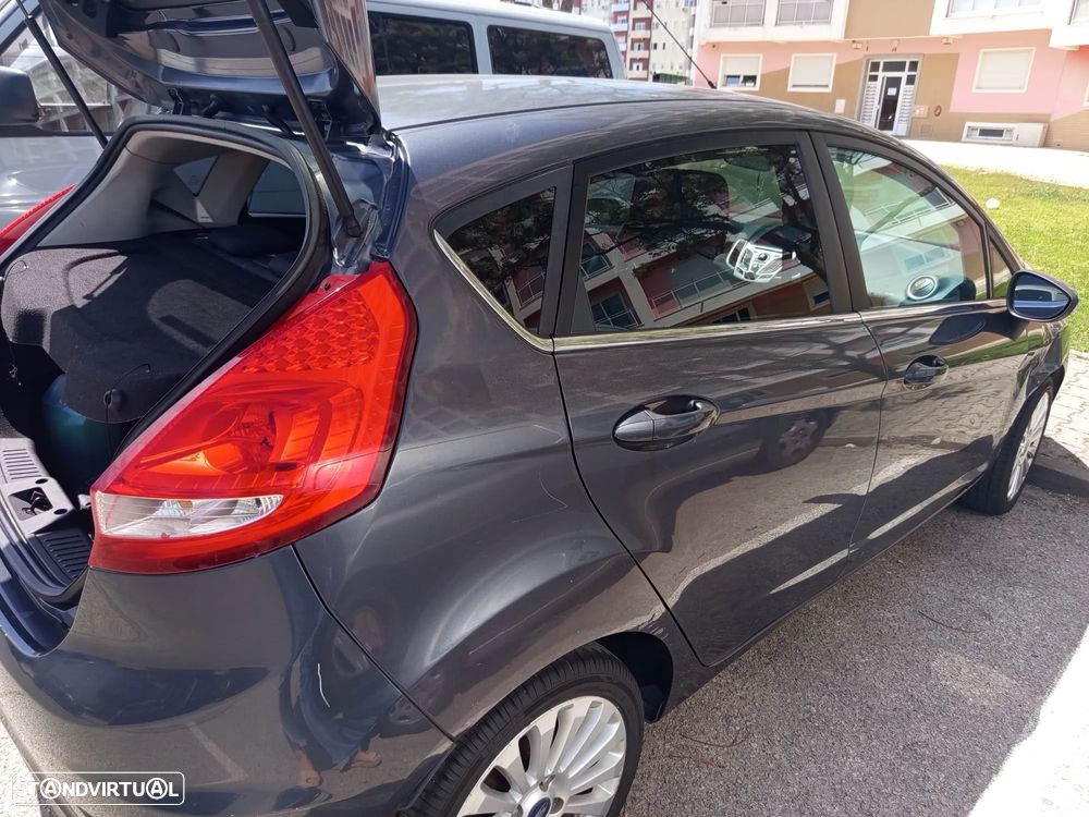 Ford Fiesta 1.25 Titanium 124g - 1