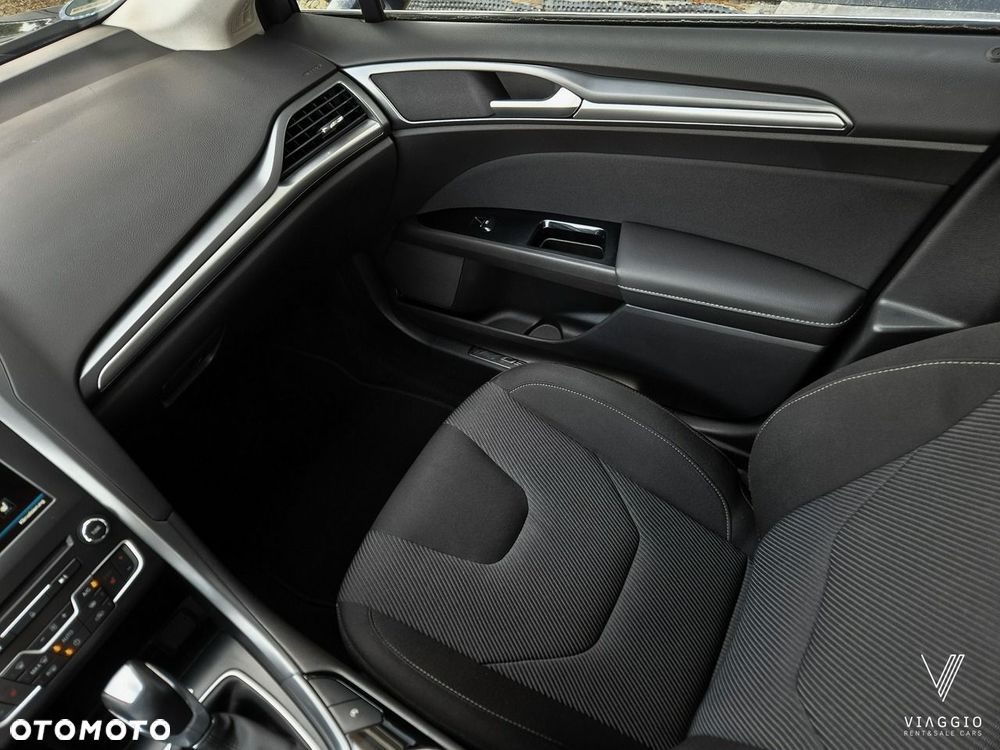 Ford Mondeo 2.0 EcoBlue Titanium - 14