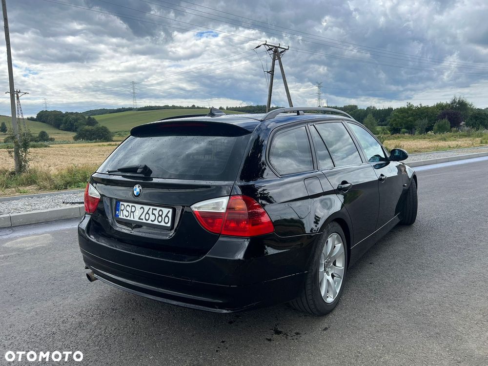 BMW Seria 3 320d - 4