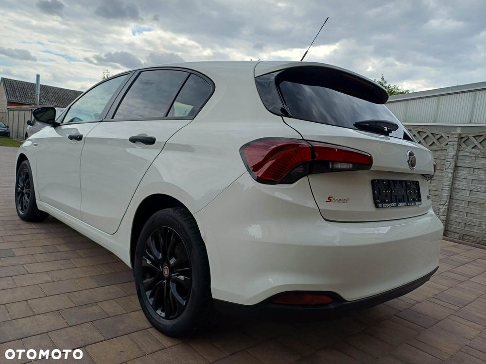 Fiat Tipo 1.4 16v Lounge EU6d - 4