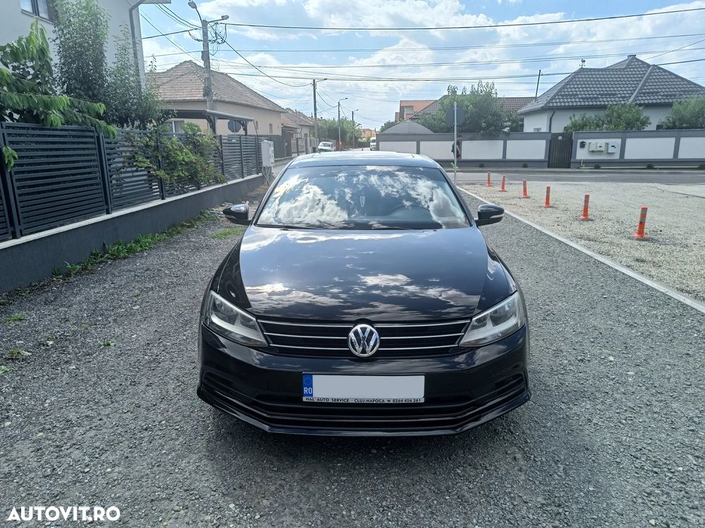 Volkswagen Jetta - 6