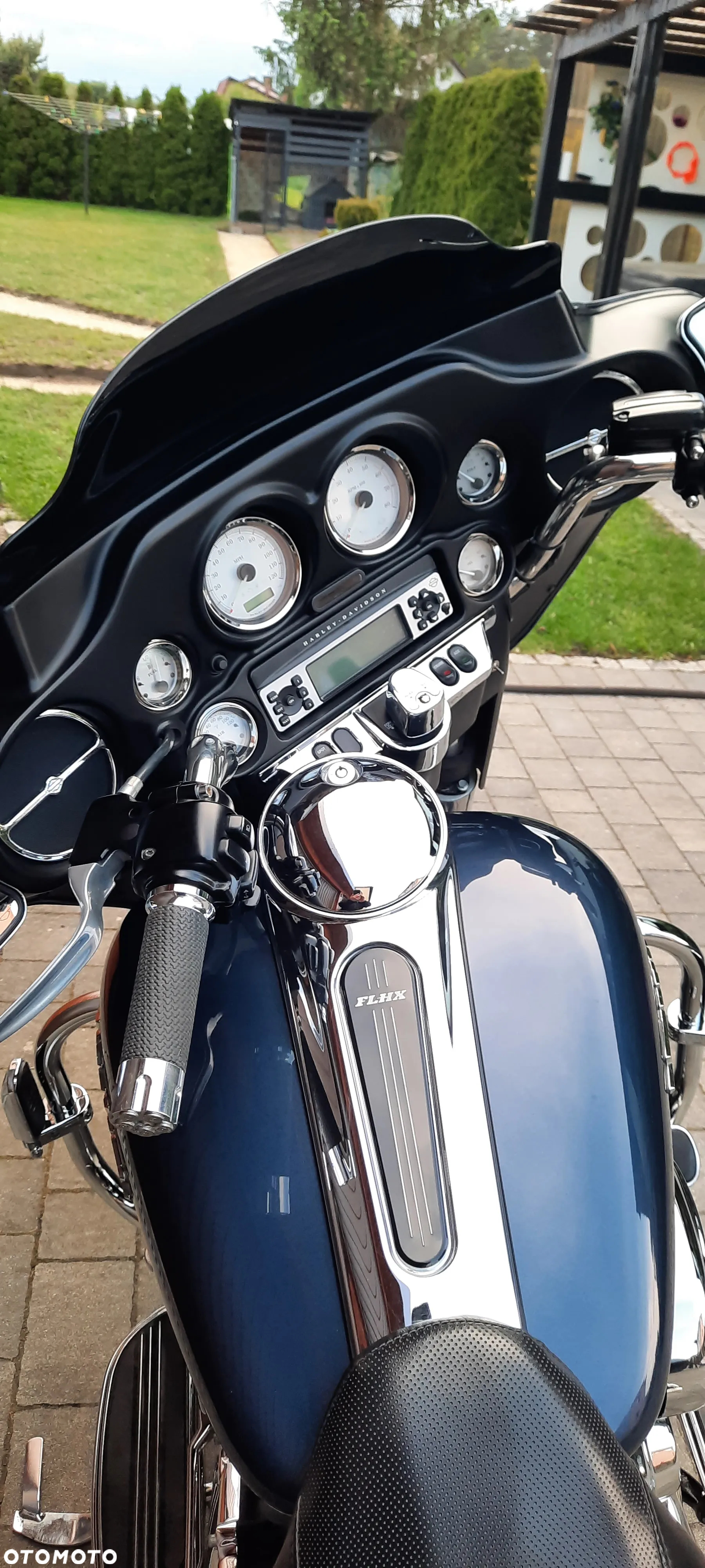 Harley-Davidson Touring Street Glide - 10