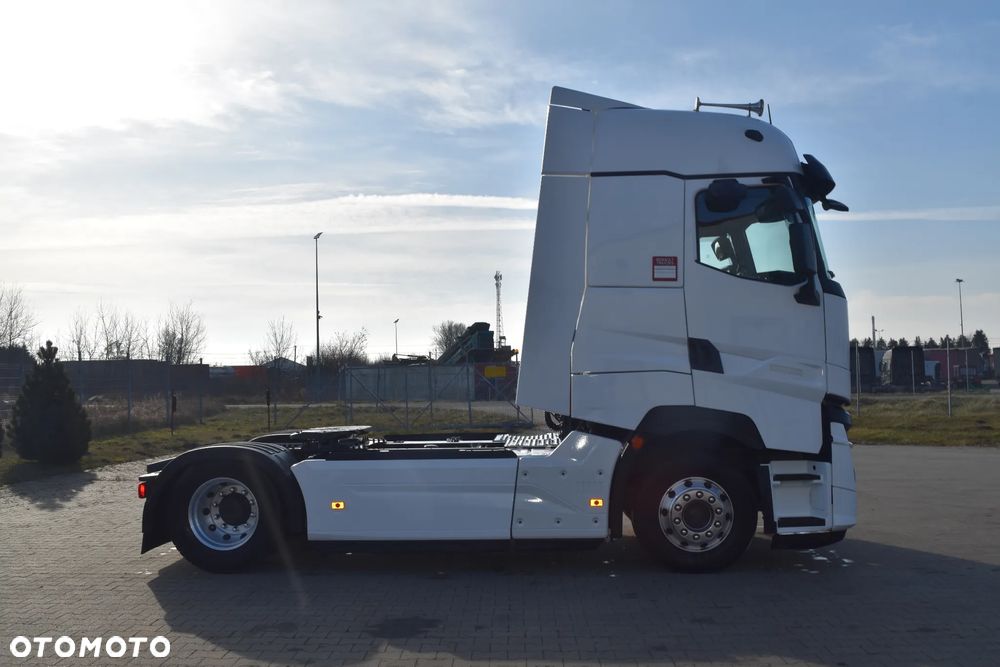 Renault T 520 - 8