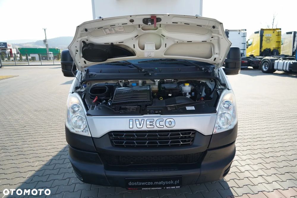 Iveco DAILY 35-130 / CHŁODNIA / AGREGAT THERMO KING / WINDA DHOLLANDIA / AUTOMAT / SPROWADZONY - 36