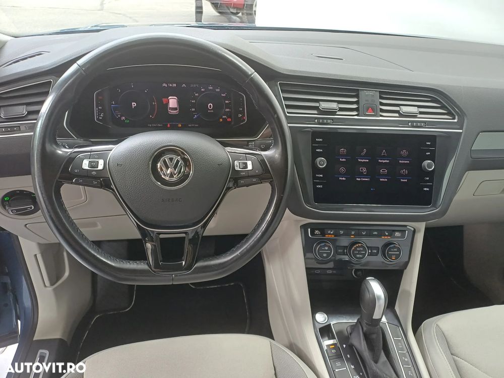 Volkswagen Tiguan Allspace 2.0 TDI 4Mot DSG Elegance - 6